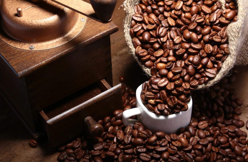 Café en grain : pourquoi est-il le meilleur choix pour les amateurs de café ?