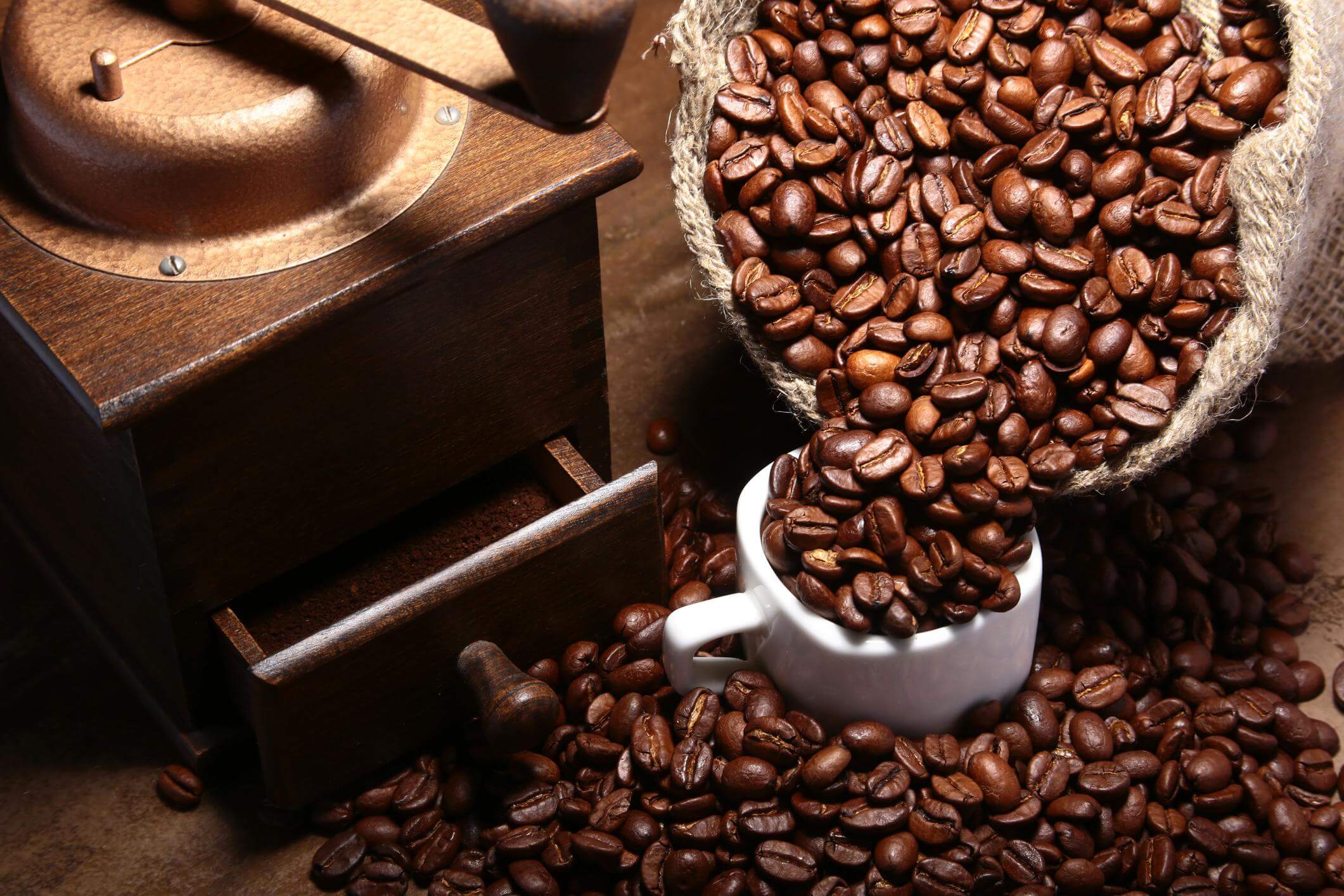 Café en grain : pourquoi est-il le meilleur choix pour les amateurs de café ?